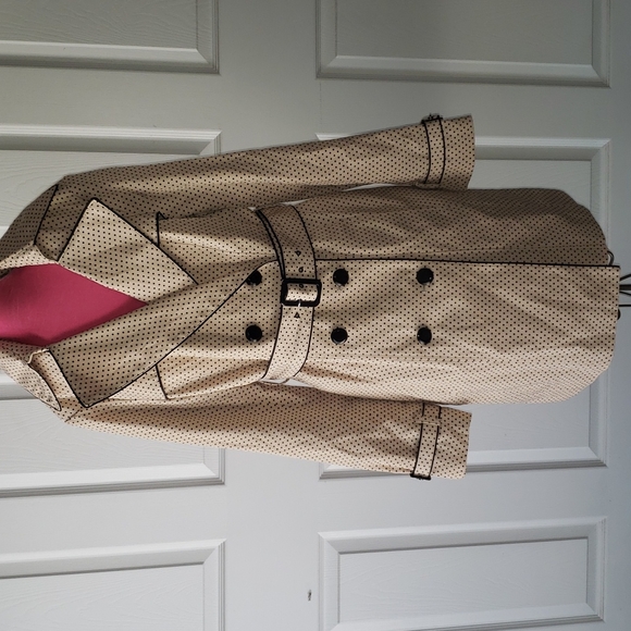 White House Black Market Jackets & Blazers - 💘 WHITE HOUSE BLACK MARKET DOUBLE BREASTED TRENCH COAT